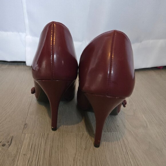 American Eagle burgundy heels - Picture 3 of 9